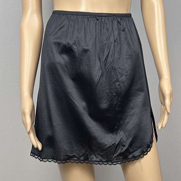 Vintage Wondermaid Half Slip Short Black Size Small 100% Nylon USA Made Lace - Picture 3 of 5